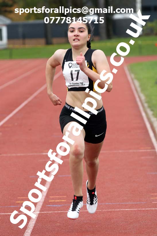 200 metres, NECAA Open Meeting, Morpeth, Sunday, October 18th. David T. Hewitson/Sports for All Pics